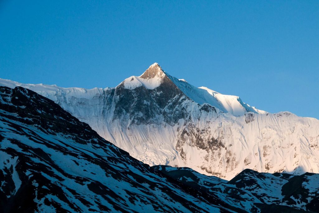 Tilicho Scenic Mountain Views