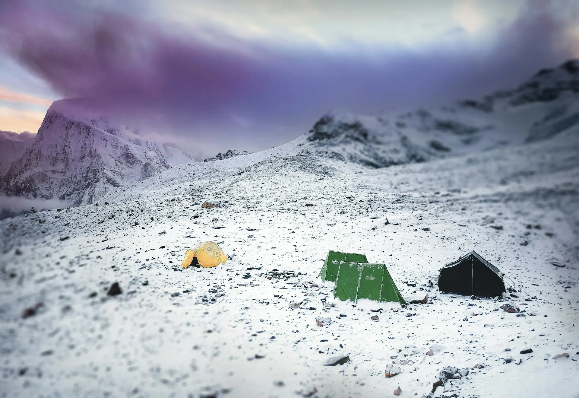 high altitude climbing expedition